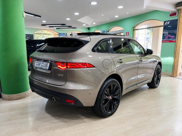 Jaguar F-Pace 3.0d V6 300cv AWD Aut. First Ed. R-Sport - Foto 4