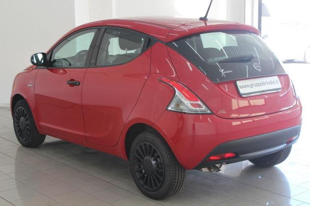 LANCIA - Ypsilon - 1.2 69 CV 5p. GPL Ecochic Ele.Bl - Foto 6