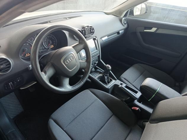 Audi A3 SPB 1.9 TDI F.AP. Attraction - Foto 9