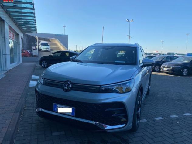 VOLKSWAGEN Tiguan 2.0 TDI 150 CV DSG R-Line rif. 24143896 - Foto 3