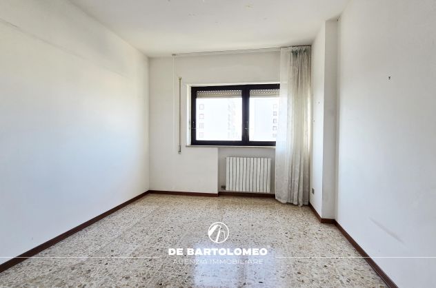 VIALE UNICEF PANORAMICO APARTAMENTO CON BOX AUTO - Foto 8