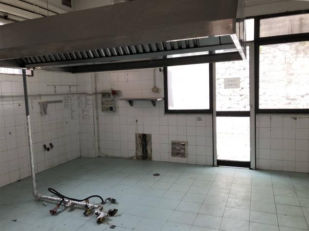 Negozio in Affitto in zona PORTA NUOVA - Foto 3