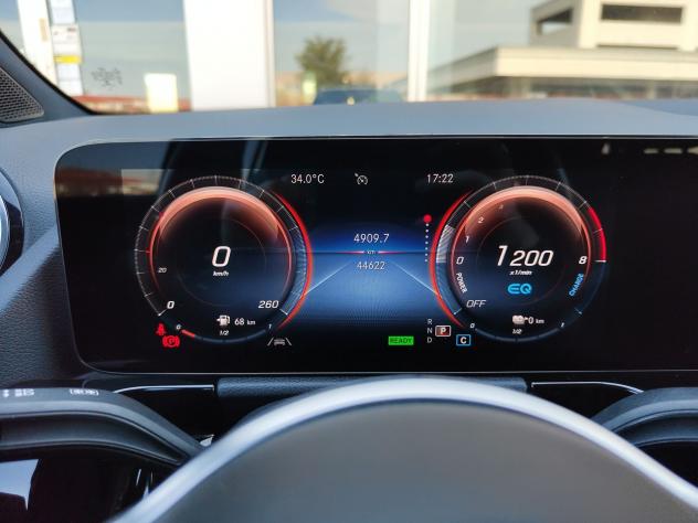 Mercedes-Benz GLA 250e PHEV Auto Sport Plus Pelle/Tessuto Display10,25 - Foto 8