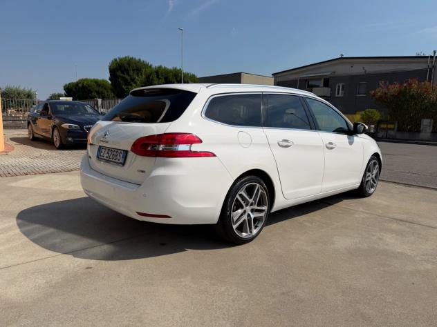 Peugeot 308 BlueHDi 120 S&S EAT6 SW Allure - Foto 6