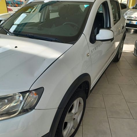 NEOPATENTATI SANDERO 0.9 NEOPATENTATI OTTIMA - Foto 8
