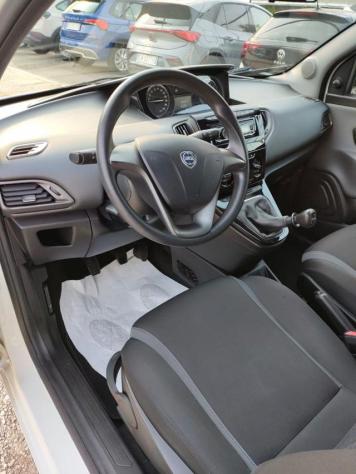LANCIA Ypsilon 1.2 69 CV 5 porte GPL Ecochic Silver rif. 23776468 - Foto 5