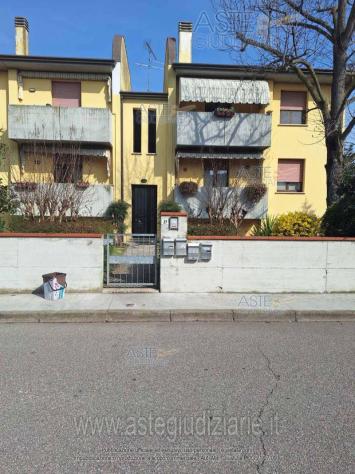 IMMOBILI-IMMOBILE RESIDENZIALE-Via Attilio Andrea Passoni n. 27.