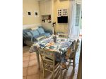 APPARTAMENTO di 4 vani e di 55 mq (PIETRASANTA) rif. 693/VE