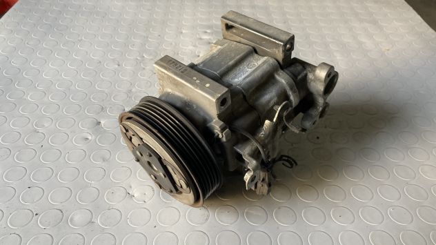 Compressore climatizzatore Subaru Forester 2.0 benzina del 2013 (73111SC020) - Foto 2