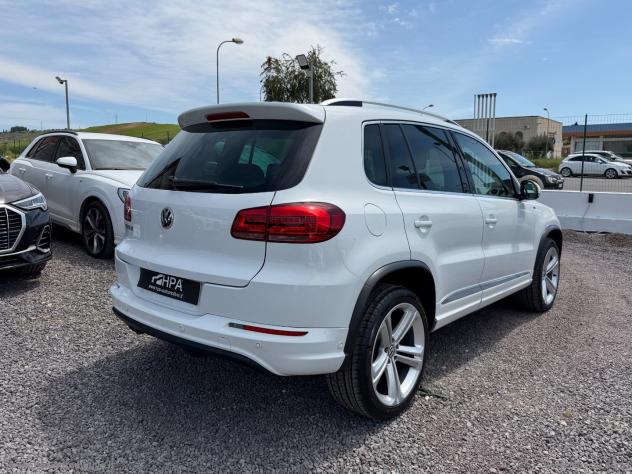 VOLKSWAGEN Tiguan 2.0 TDI 177CV R-LINE NAVI - Foto 6