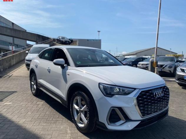 AUDI Q3 SPB 35 TFSI S line edition S TRONIC rif. 23926889 - Foto 4