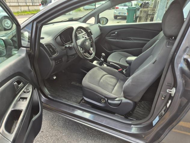 Kia Rio 1.4 CRDi WGT 3p. Limited Edition - Foto 10