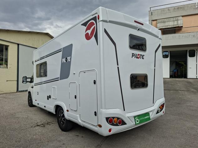 CAMPER PILOTE DUCATO SEMINTEGRALE 7 POSTI DOPPIA DINETTE LETTI CASTELLO CLIMATIZZATORE BASCULANTE FOTOVOLTAICO CAMPEGGIO USATI GENERALI 1675 - Foto 3