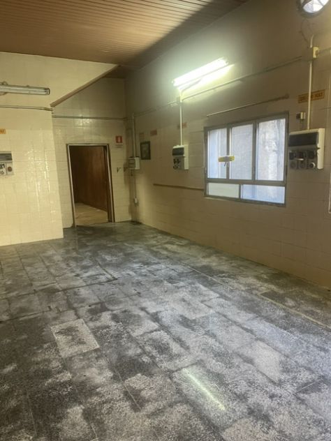 Decimomannu locale di 200mq ideale come deposito