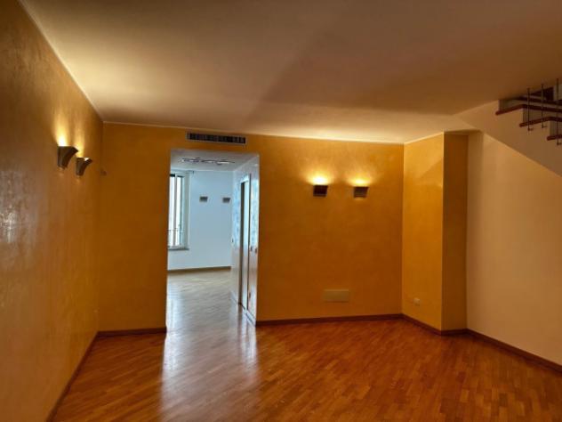 Appartamento di 110 m² con 4 locali in affitto a Milano - Foto 5