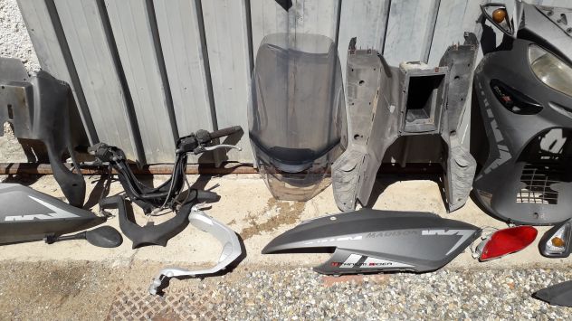 MALAGUTTI MADISON 250 RICAMBI USATI - Foto 3