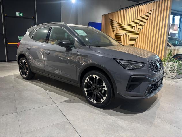 SEAT Arona 1.0 ecotsi Black Edition 115cv DSG Vision e Keyless Pack - Foto 3