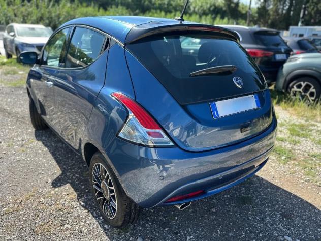 Lancia Ypsilon 1.0 FireFly 5 porte S&S Hybrid Platino - Foto 6