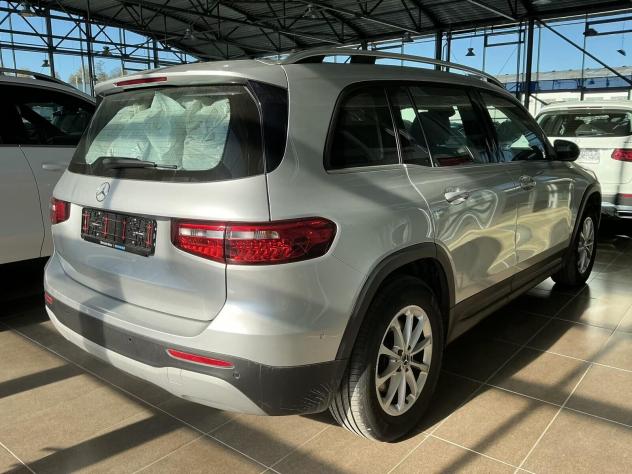 Mercedes-Benz GLB 200 d Premium AMG + LED + TELECAMERA - Foto 2