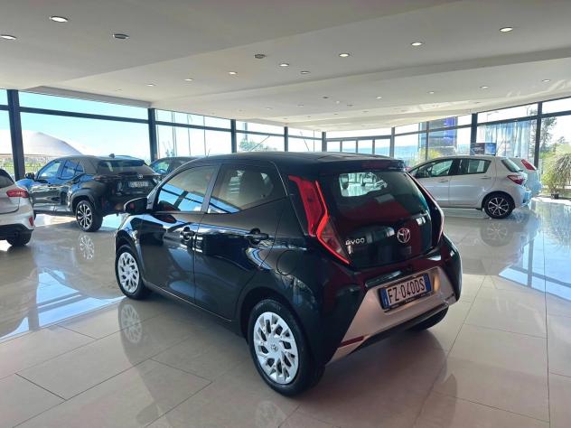 TOYOTA AYGO 1.0 VVT-i CONNECT X-PLAY - Foto 2