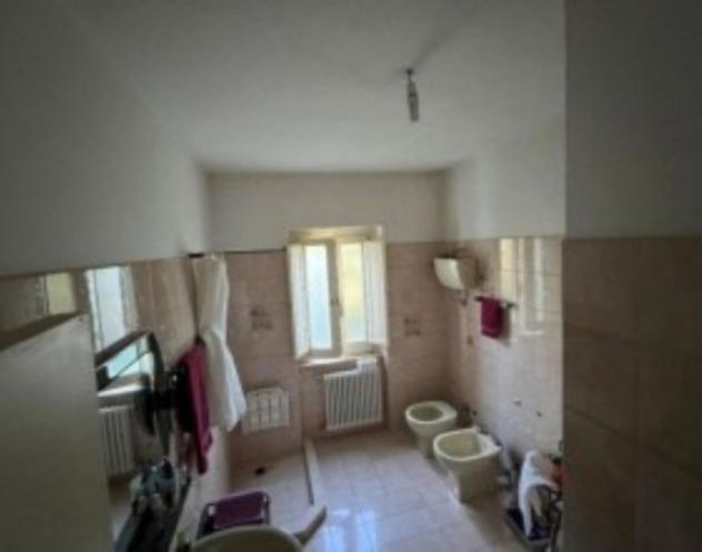 Immobile in asta di 233 m² in vendita a Alanno - Foto 6