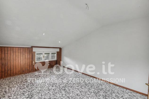 Casa indipendente di 209 m² con 5 locali e box auto doppio in vendita a Laveno-Mombello - Foto 14