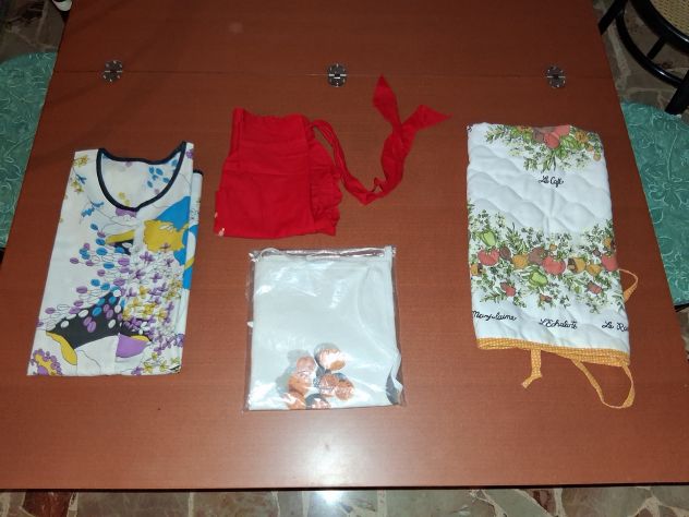 Lotto 3 Grembiuli puro Cotone: Natalizio - SanCarlo - Trapuntato + Camice cucina