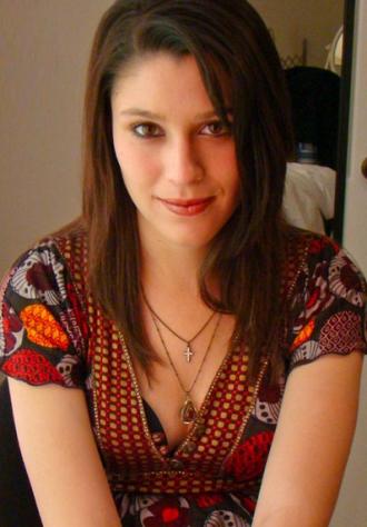 isabel_27: alta 163cm, 55kg, cerco uomo vicino Tel:
