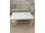 Tavolino da salotto IKEA bianco con ripiano