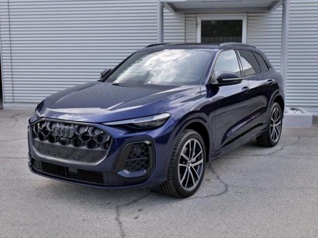 AUDI Q5 NEW 2.0 Tdi Quattro 204cv S-tronic S-line edition rif. 23775527