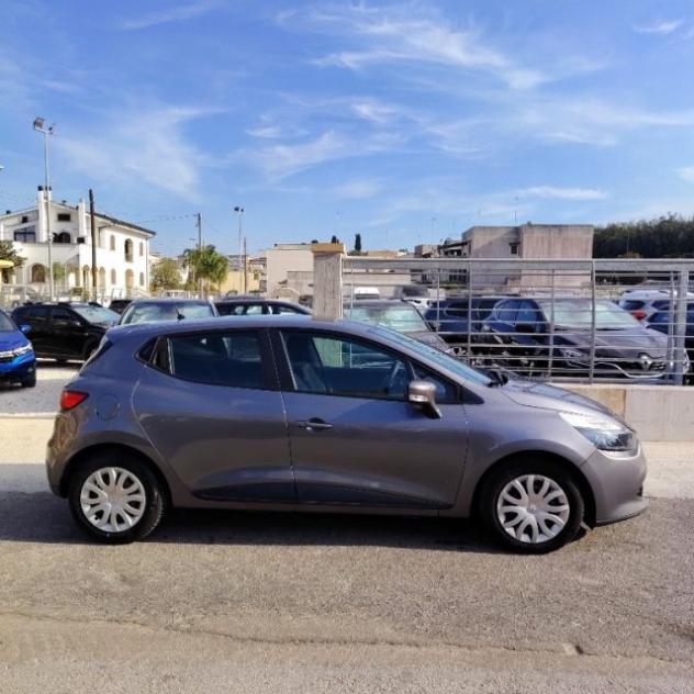 RENAULT Clio 1.5 dCi 8V 75CV Wave rif. 24018877 - Foto 2