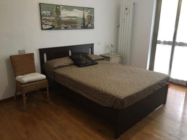 GRANDE CAMERA SINGOLA. San Donato Milanese (Vic.ze Eni/Ospedale)