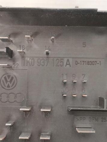 SCATOLA PORTA FUSIBILI AUDI A3 Serie (8P1) 1K0937125A diesel 1968 (0305) - Foto 2