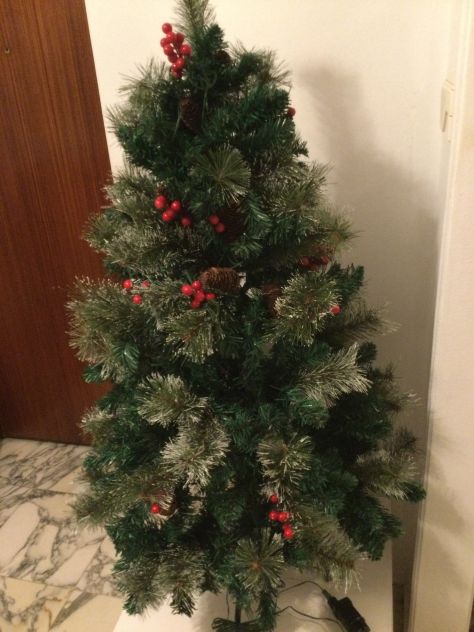 Albero di Natale in PVC con illuminazione LED. - Foto 2
