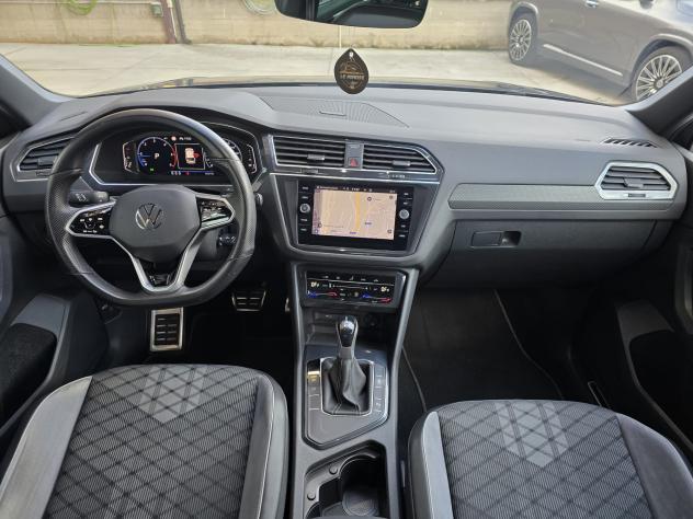 Volkswagen Tiguan 2.0 tdi R-Line 150cv dsg - Foto 9