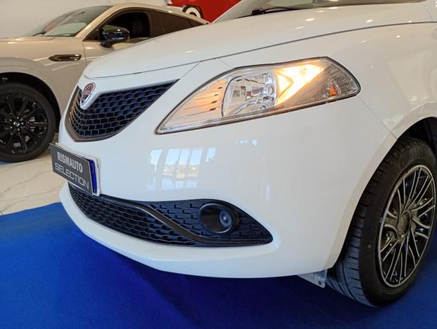 LANCIA Ypsilon 3ª serie Ypsilon 1.2 69 CV 5 porte Gold - Foto 2