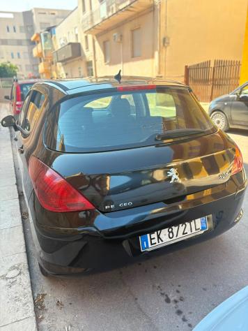 Peugeot 308 1.6 HDi 90CV FAP 5p. Premium - Foto 3