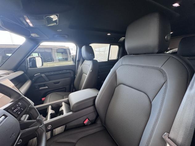 Land Rover Defender D200 AWD Auto 110 X-Dynamic SE - Autocarro N1 - Foto 5