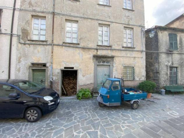 Immobile in asta di 217 m² con più di 5 locali in vendita a Carro - Foto 2