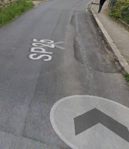 Immobile in asta di 200 m², box auto in vendita a Corvara - Foto 2