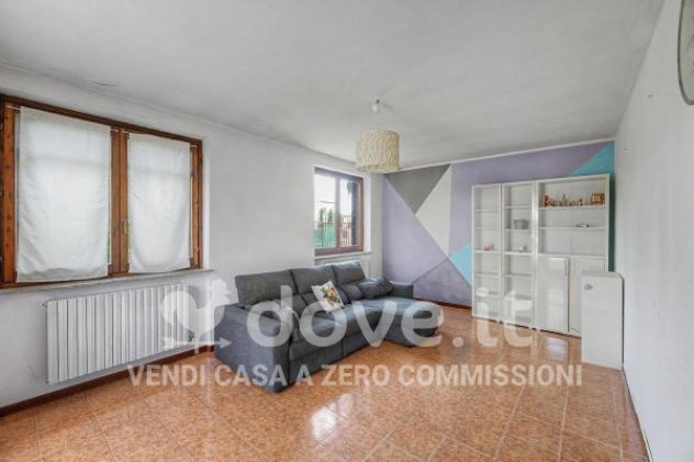 Villa di 300 m² con più di 5 locali e box auto in vendita a Ferno - Foto 10