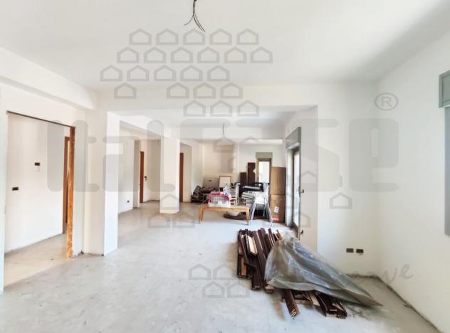 APPARTAMENTO di 5 vani e di 184 mq (MESSINA) rif. 2VS17103 - Foto 15