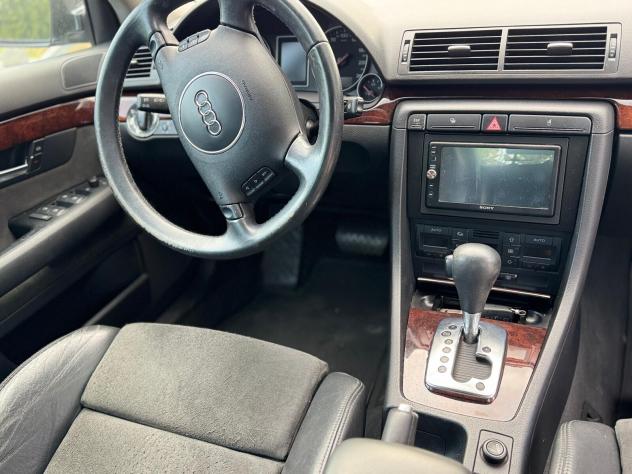 Audi A4 2.5 V6 TDI/180 CV cat quattro - Foto 8