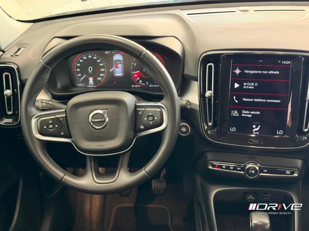 VOLVO XC40 (2017--) XC40 T2 Momentum - Foto 10