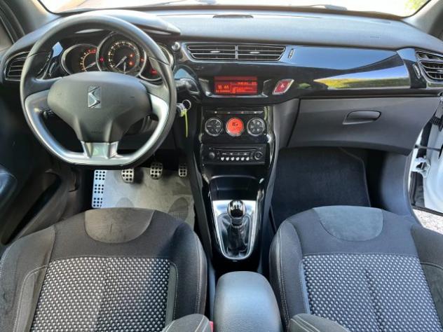 DS AUTOMOBILES DS 3 1.6 e-HDi 90 airdream So Chic rif. 23865581 - Foto 6