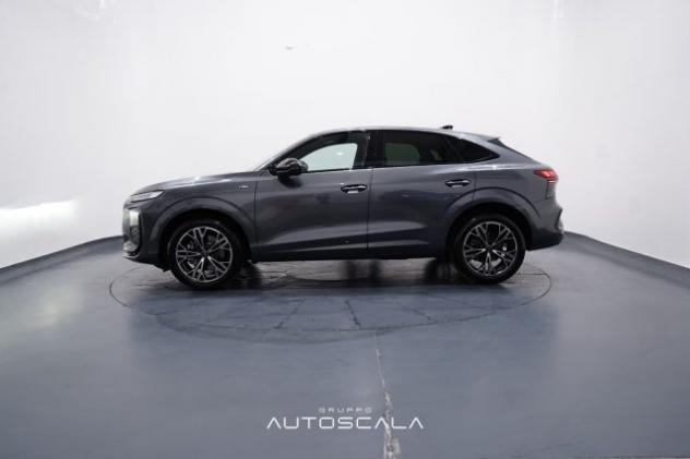 AUDI Q3 SPB TDI 110 kW S tronic Launch edition rif. 24212812 - Foto 2