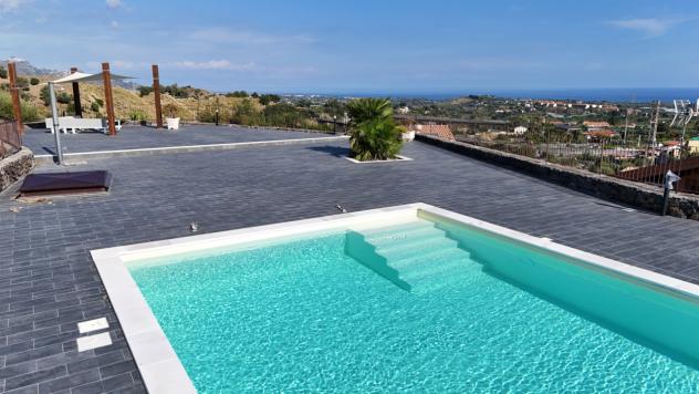 Villa in vendita a Piedimonte Etneo