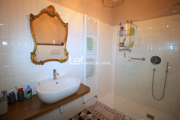 APPARTAMENTO di 4 vani e di 122 mq (VITTORIO VENETO) rif. AA89_7 - Foto 16