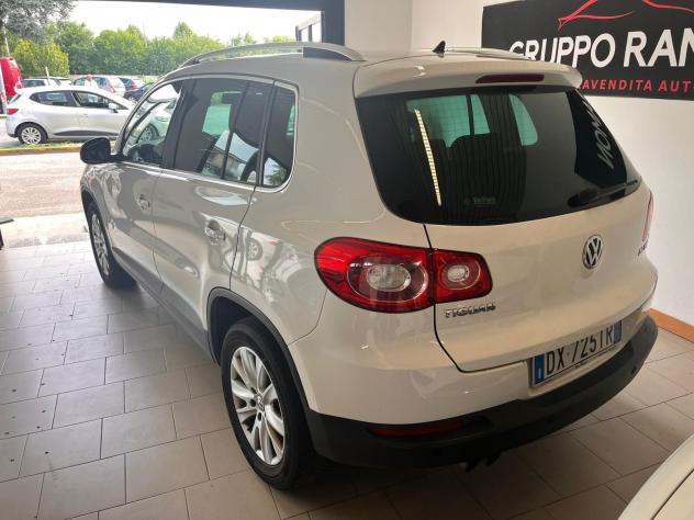 Volkswagen Tiguan 2.0 TDI DPF 4MOTION Sport & Style - Foto 4