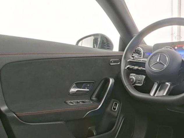 MERCEDES-BENZ CLA 180 Automatic Shooting Brake AMG Line Advanced Plus rif. 24046845 - Foto 9